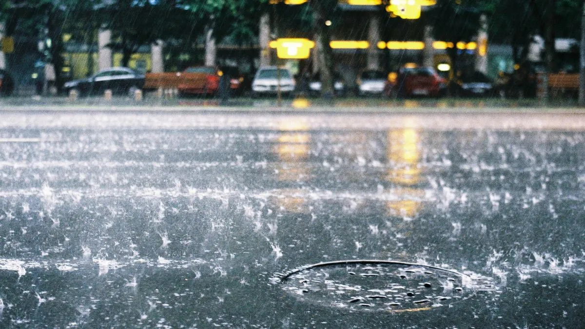 kolkata-weather-forecast-city-braces-for-weeklong-rainfall-with-thunderstorms-imd-issues-alert