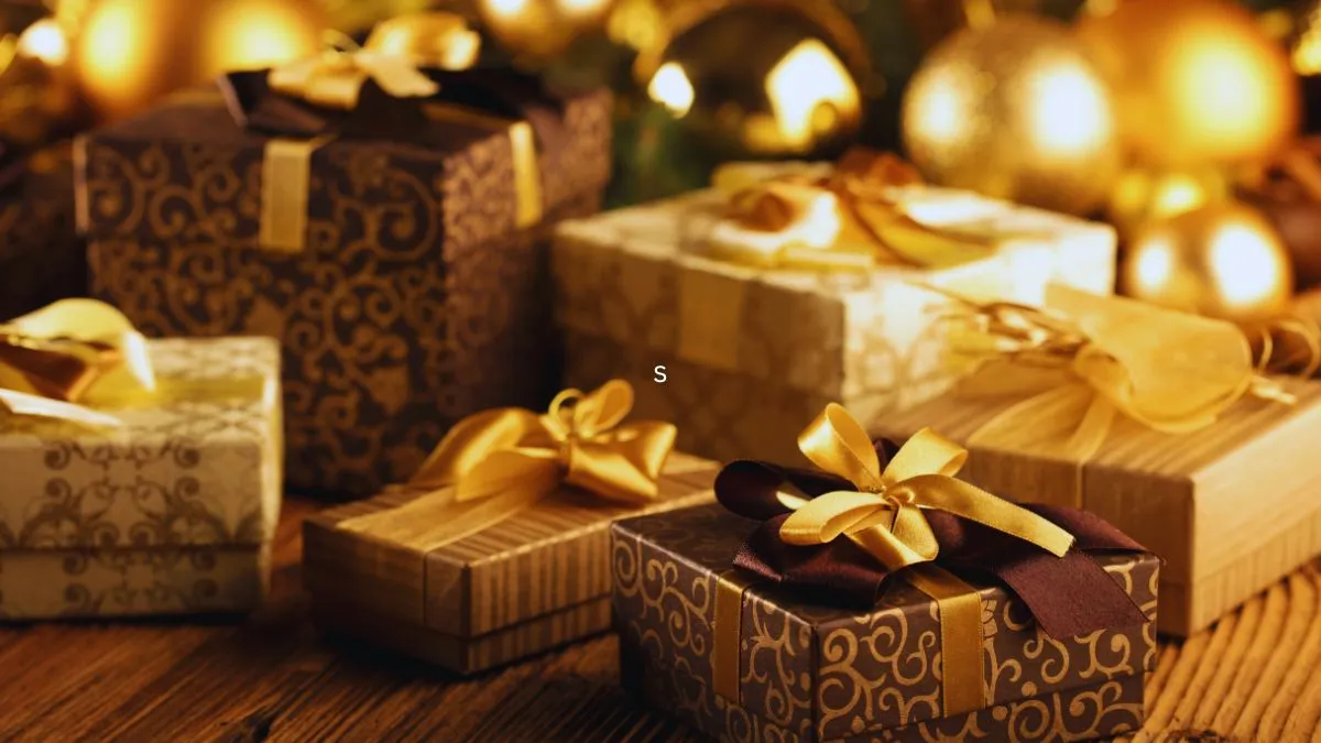 5-items-that-you-should-never-gift-anyone-according-to-vastu-shastra