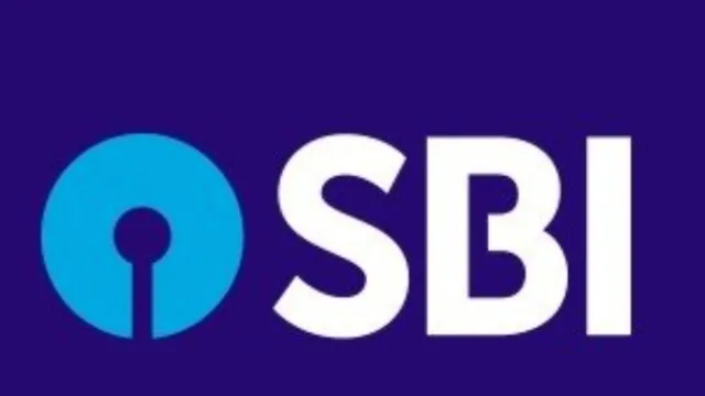 caught-on-cctv-viral-video-shows-goons-thrashing-bank-manager-and-assistant-manager-at-sbi-office-in-takhatpur