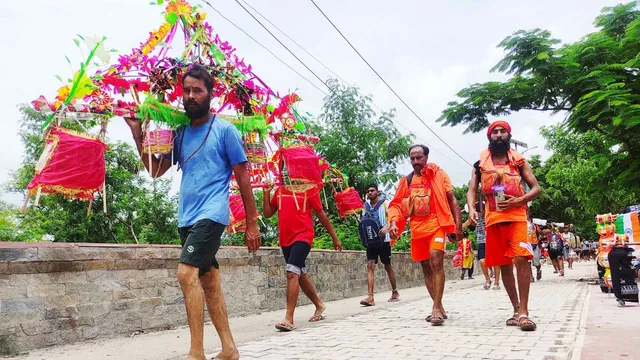 kanwar-yatra-2024-significance-and-benefits-of-this-divine-yatra-during-sawan-to-please-lord-shiva