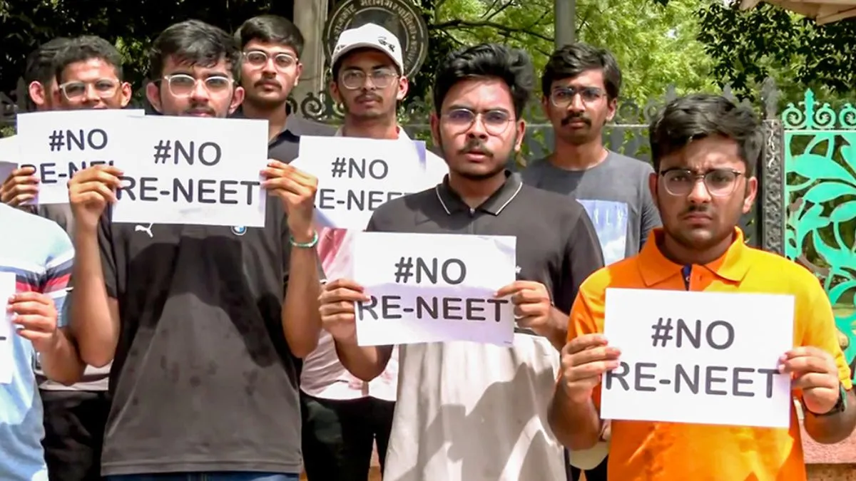 neet-ug-2024-paper-leak-question-paper-was-accessed-from-hazaribagh-school-solved-paper-was-sent-to-candidates-says-cbi