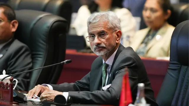 s-jaishankar-calls-for-de-escalation-in-gaza-diplomacy-in-ukraine-during-east-asia-summit-in-laos