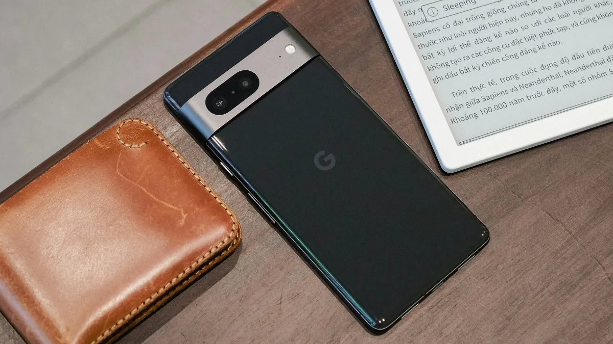 pixel-7-price-drop-google-flagship-phone-with-50mp-camera-under-rs-30000-after-offers-flipkart-mobile-deal-2024