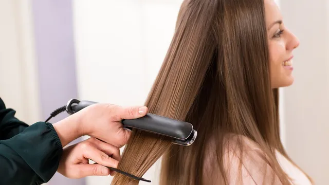 keep-these-things-in-mind-if-you-straighten-your-hair-regularly