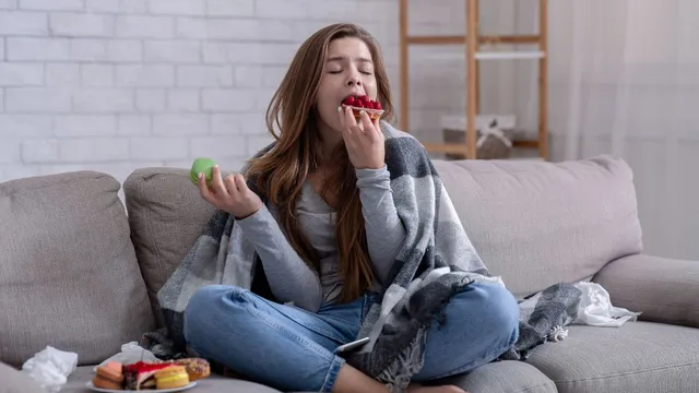 5-easy-hacks-you-can-try-to-avoid-emotional-eating-and-maintain-good-health