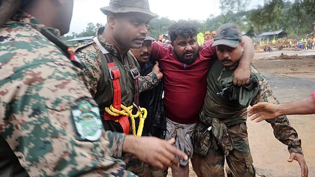 wayanad-landslide-kerala-chooralmala-survivors-recounts-night-horrors-wayanad-landslide-death-toll-latest-updates