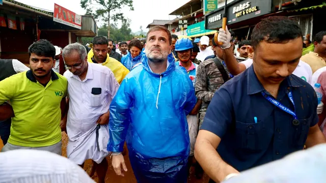 wayanad-landslides-rahul-gandhi-promises-100-houses-by-congress-in-kerala-landslide-area-wayanad-death-toll-updates