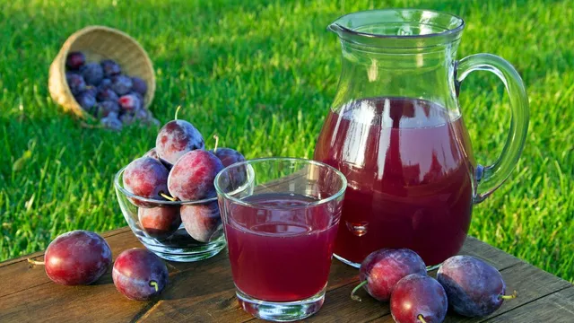 5-benefits-of-drinking-prune-juice-to-get-relief-from-constipation-and-other-digestive-issues