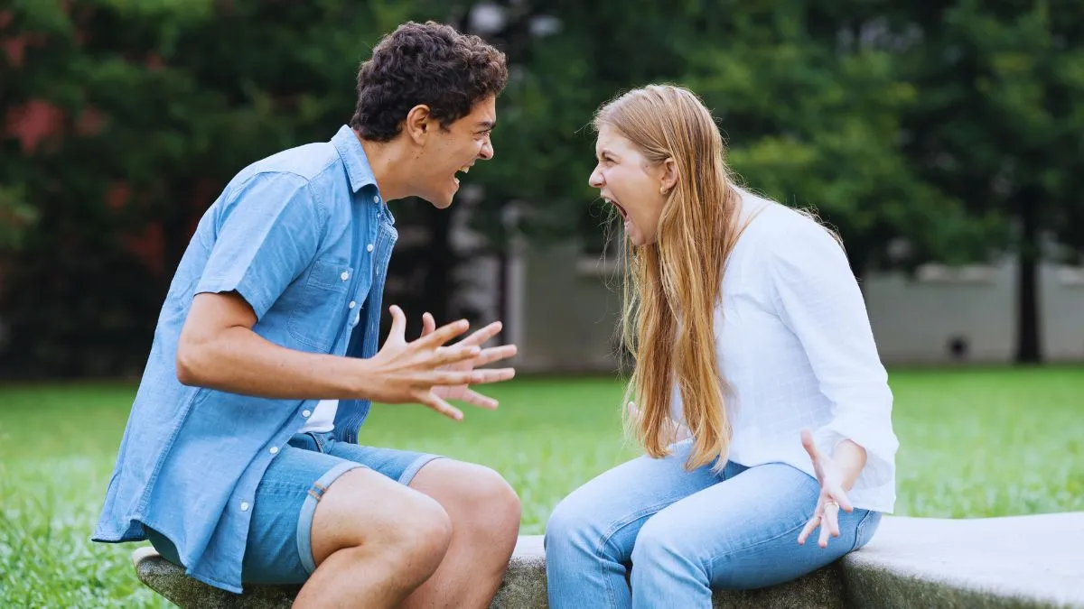 5-zodiac-sign-couples-that-are-toxic-and-red-flags-for-each-other