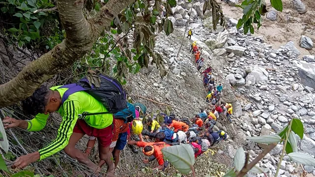 uttarakhand-heavy-rain-expected-as-imd-issues-yellow-alert-rescue-ops-continue-in-kedarnath-400-pilgrims-still-stranded