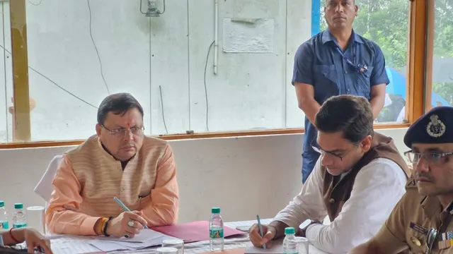 uttarakhand-cm-dhami-reviews-relief-efforts-on-kedarnath-trek-announces-concession-on-helicopter-services