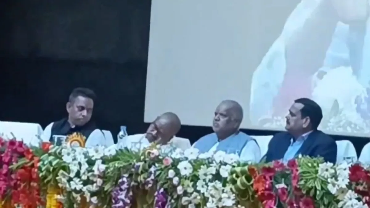 jdu-mla-gopal-mandal-falls-asleep-during-minister-speech-video-goes-viral-watch