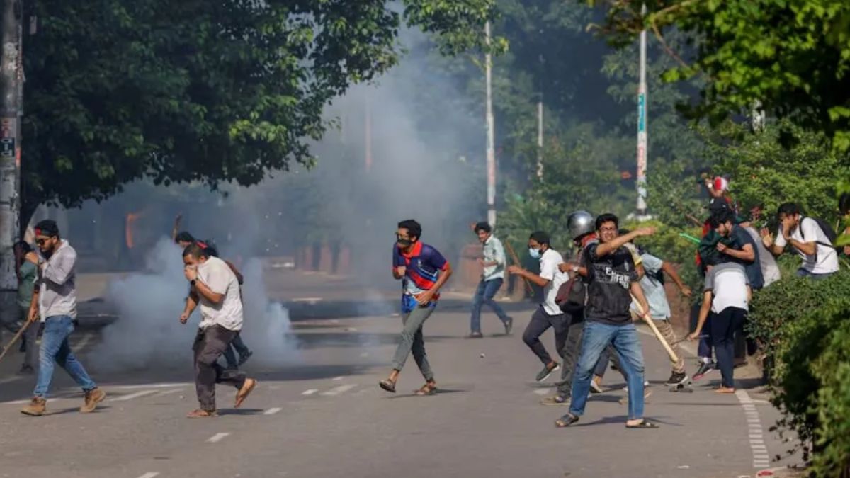 Bangladesh Unrest Bihar, Jharkhand And Bengal Border On High Alert