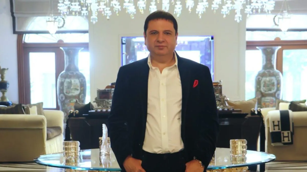 yohan-poonwalla-cuffe-parade-mumbai-rs-500-crore-mansion-purchase-along-with-michelle-poonwalla-report
