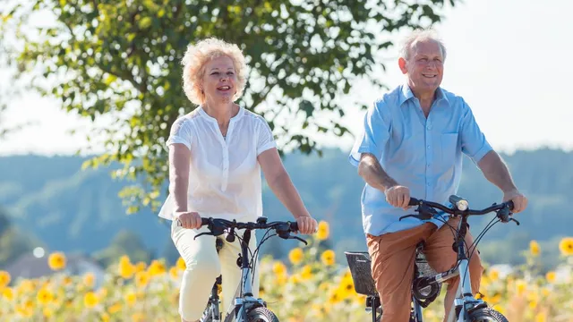 5-incredibly-easy-ways-to-stay-fit-and-healthy-as-you-age