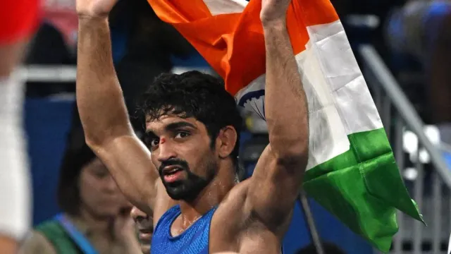 speechless-moment-wrestler-aman-sehrawat-after-clinching-bronze-at-paris-olympics-2024