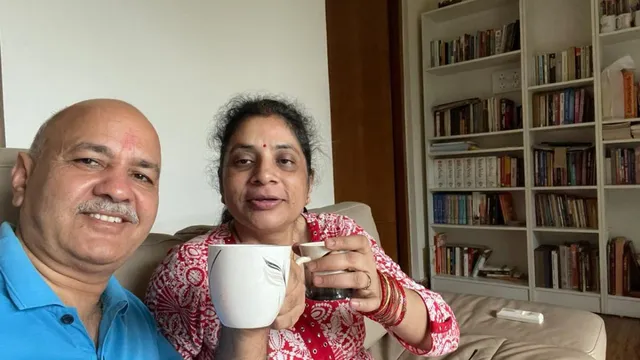 manish-sisodia-enjoys-first-tea-of-freedom-with-wife-after-17-months-in-tihar-jail