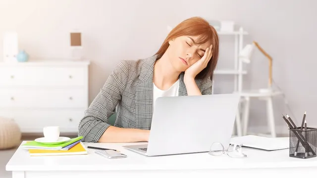 what-happens-to-your-body-when-you-dont-get-enough-sleep-signs-of-sleep-deprivation