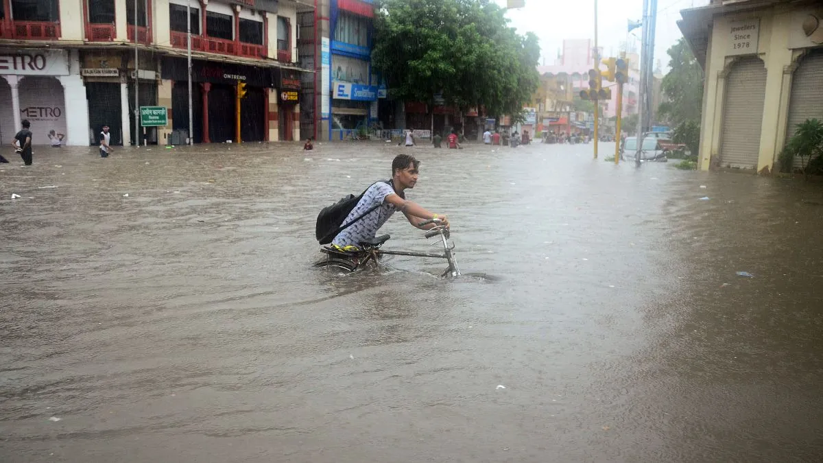 rajasthan-over-20-dead-amid-heavy-rainfall-and-flooding-schools-shut-imd-issues-alert-for-these-districts