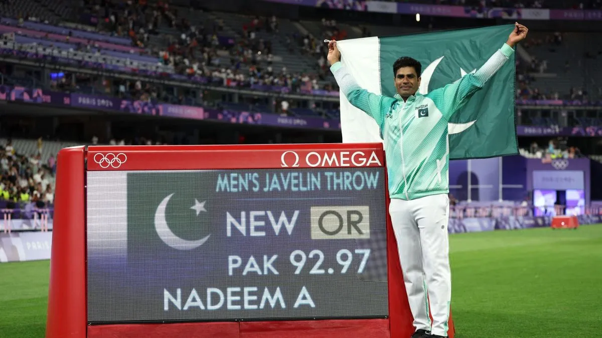 arshad-nadeem-pakistans-olympic-gold-medalist-to-receive-buffalo-as-gift-from-fatherinlaw
