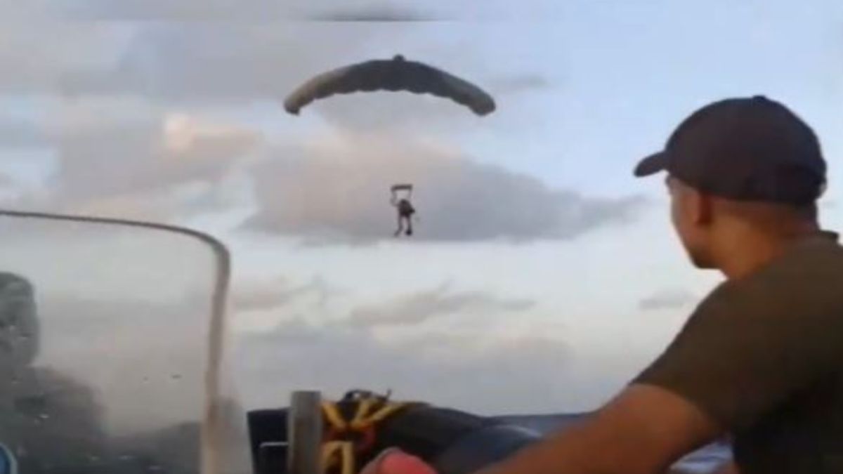 marcos-commando-cdr-rahul-sharma-gets-navy-honour-on-independence-day-2024-eve-for-anti-piracy-op-video