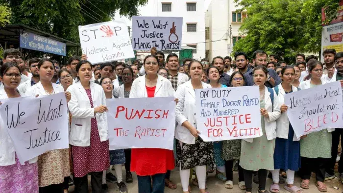 Over 70 Padma Award-winning doctors write to Prime Minister Modi demanding a special law for the safety of their doctors