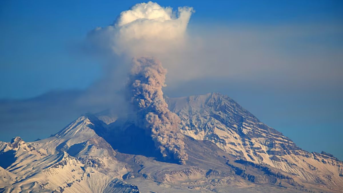 Russia Earthquake: Massive 7.2 Quake Triggers Shiveluch Volcano In ...