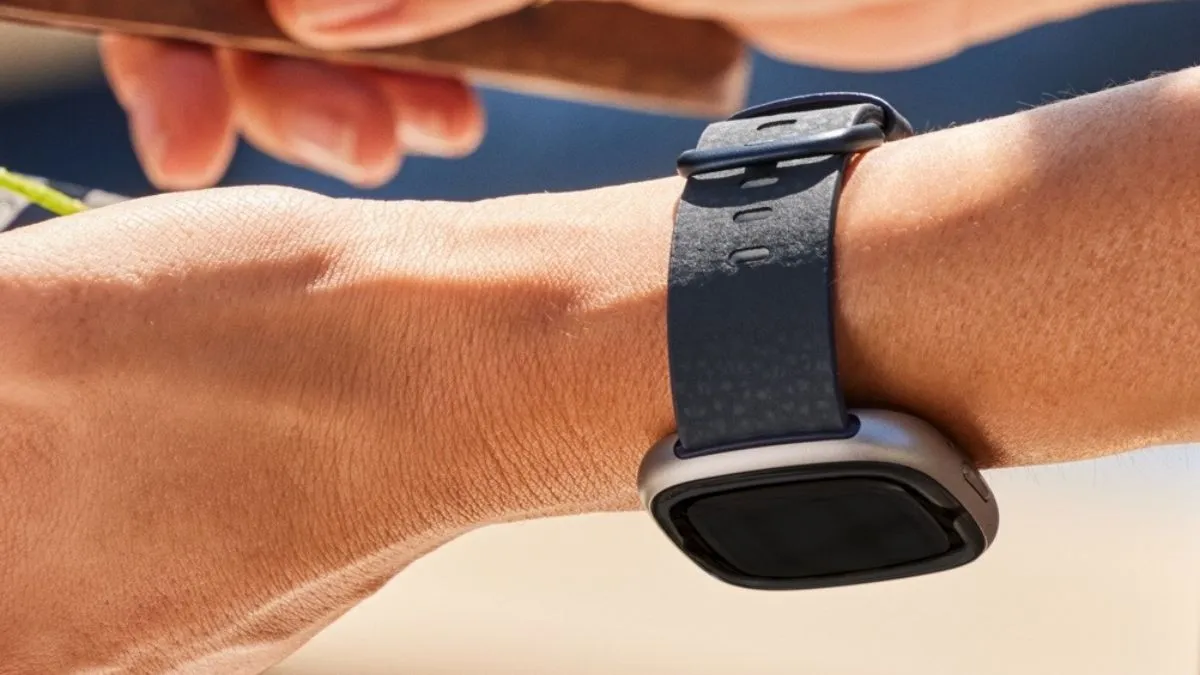 fitbit-smartwatches-killed-google-will-not-make-fitbit-sense-versa-smartwatches-and-focus-on-pixel-watch-details-here