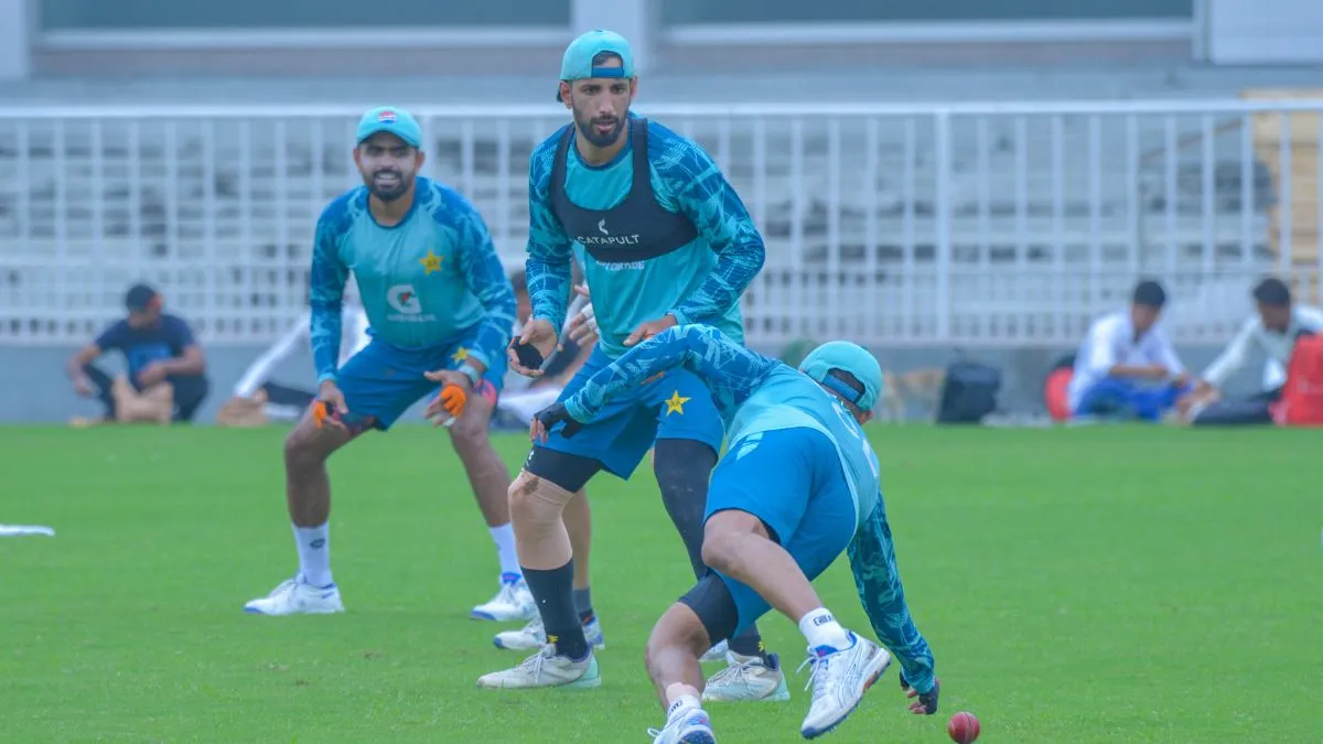 pak-vs-ban-pakistan-announce-paceheavy-playing-xi-for-1st-test-at-rawalpindi