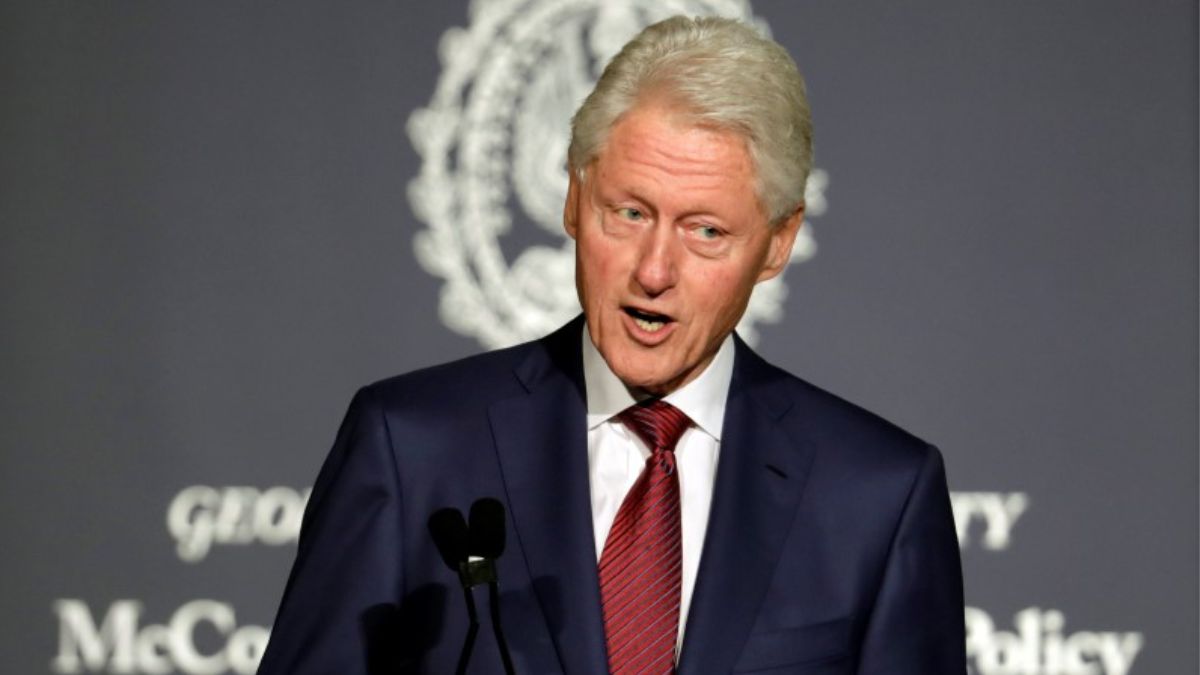 'We Got A Clear Choice' Bill Clinton Praises Kamala Harris, Calls