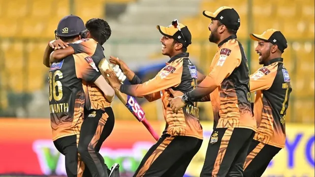 history-created-record-3-super-overs-in-single-match-in-ksca-maharaja-t20-trophy-2024-hubli-tigers-clinch-thrilling-win-watch