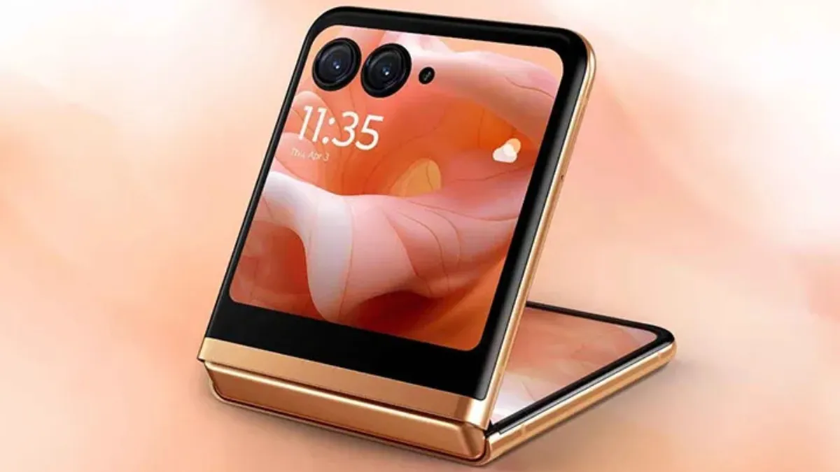 moto-razr-40-ultra-price-in-india-drops-to-50-per-cent-flagship-clamshell-foldable-at-rs-45000-amazon-deal-mobile-offers-bank-discount-exchange-cashback