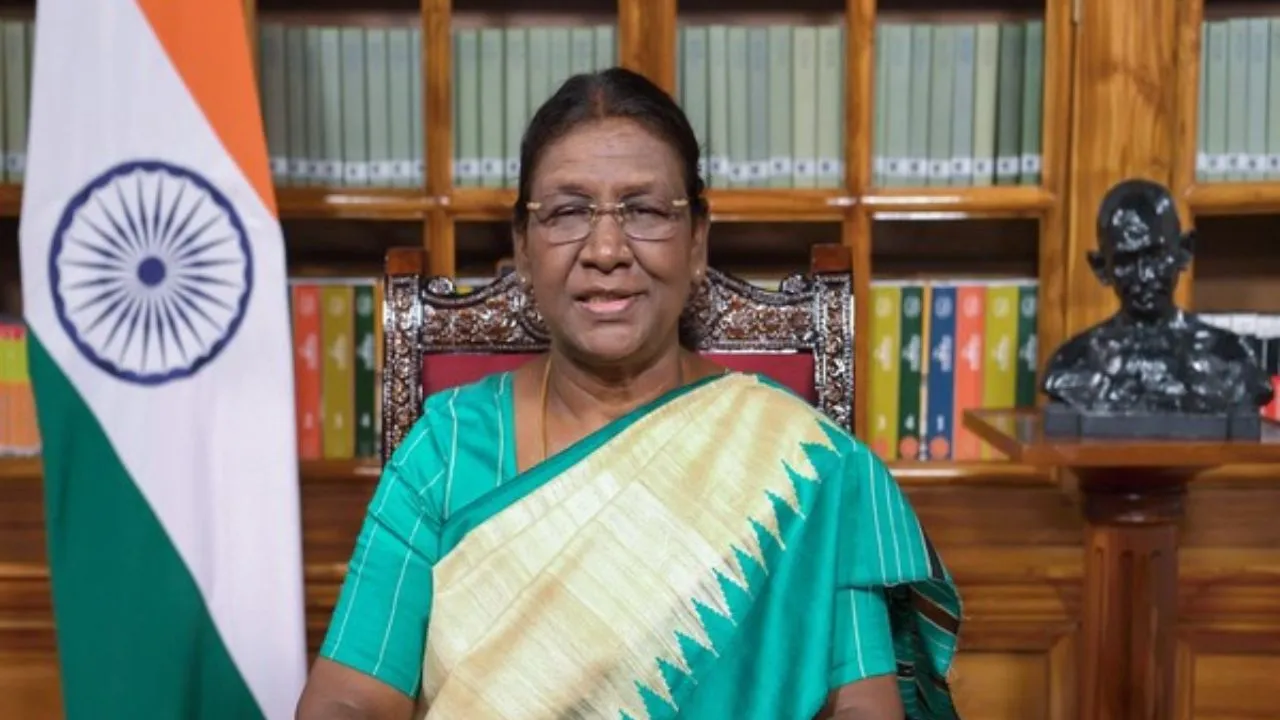 national-teachers-award-2024-president-droupadi-murmu-to-honor-50-educators-on-september-5-check-complete-list