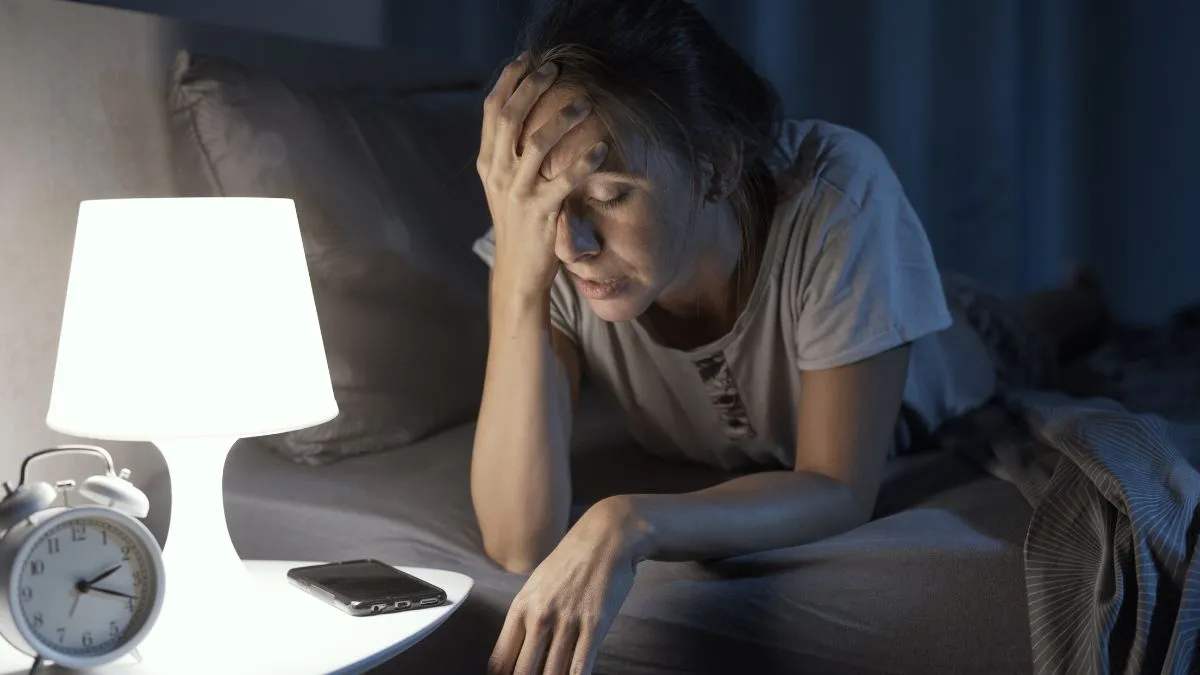 sleeping-for-less-than-6-hours-expert-explains-how-it-affects-your-heart