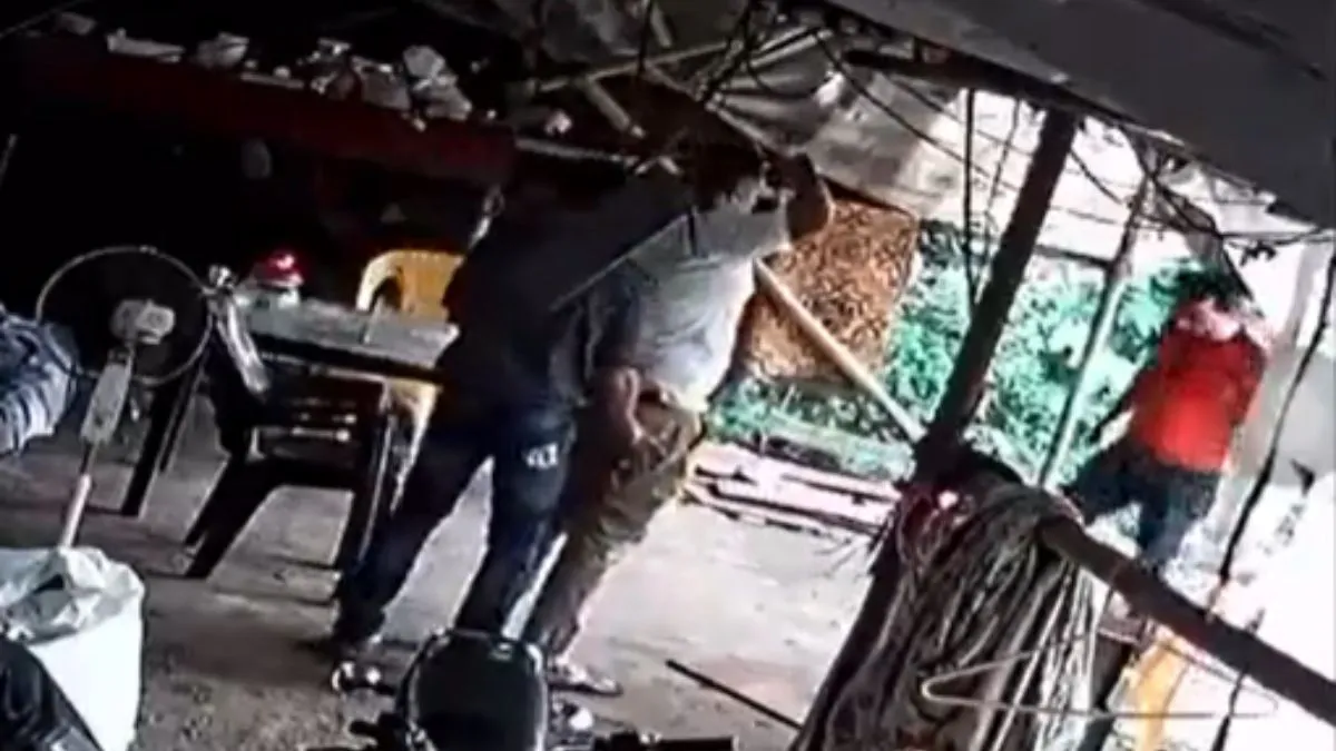 mumbai-police-officers-suspended-for-allegedly-planting-drugs-on-man-caught-on-cctv-watch