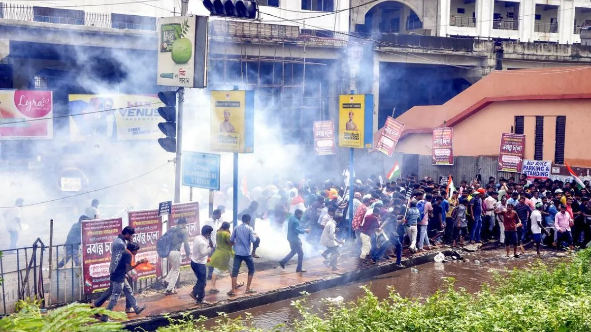 kolkata-rapemurder-sc-dismisses-bengal-govts-plea-against-bail-to-chhatra-samajs-sayan-lahiri-in-nabanna-abhijan-violence