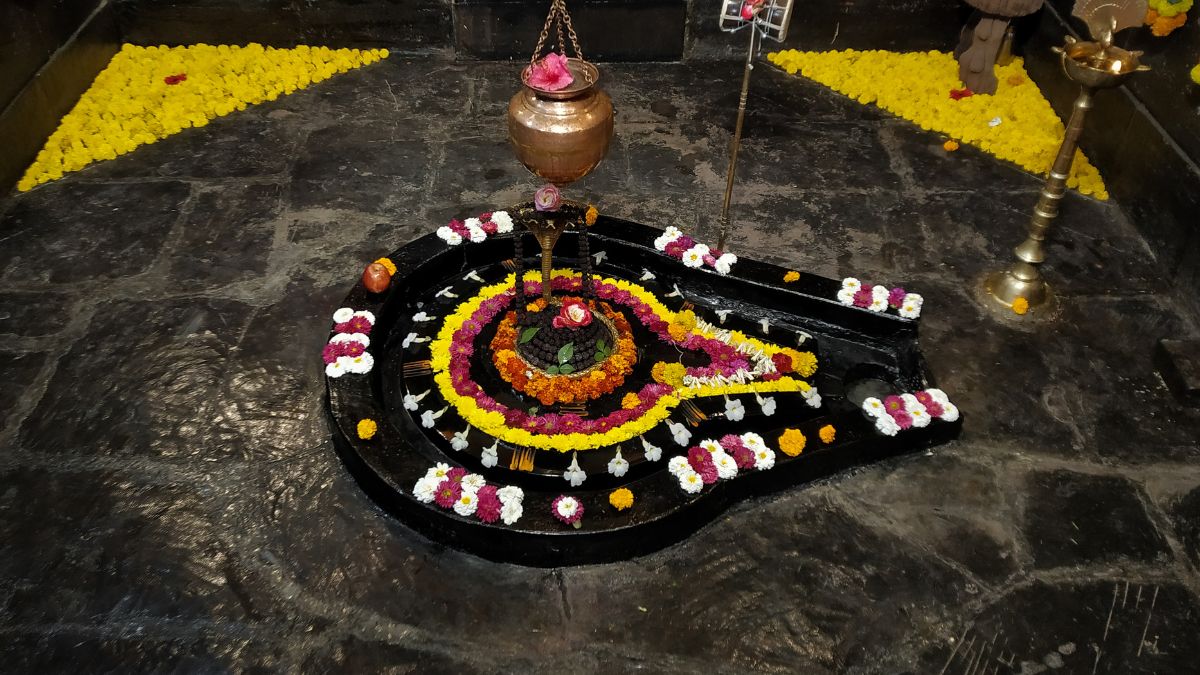 Somvati Amavasya 2024 Vrat Katha Know Legends Behind Observing