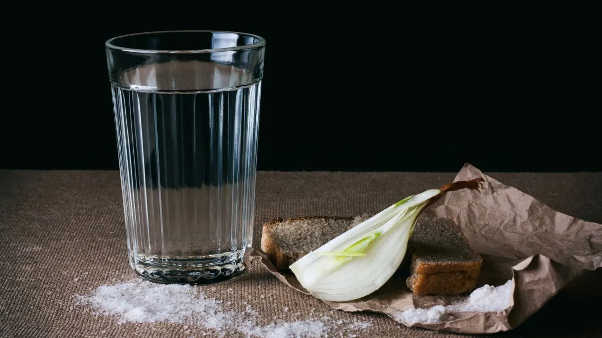 5-incredible-benefits-of-starting-your-day-by-drinking-salted-water-on-empty-stomach