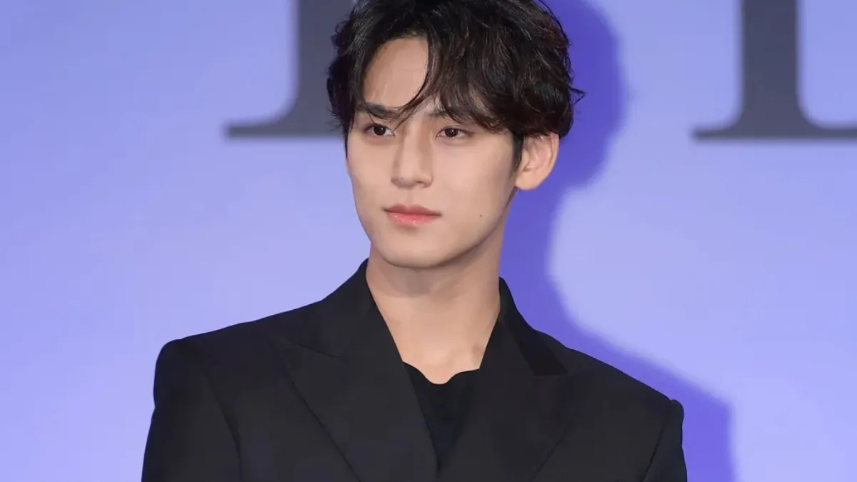 protect-mingyu-trends-after-seventeen-stars-private-photos-leaked-online-fans-call-for-strict-action