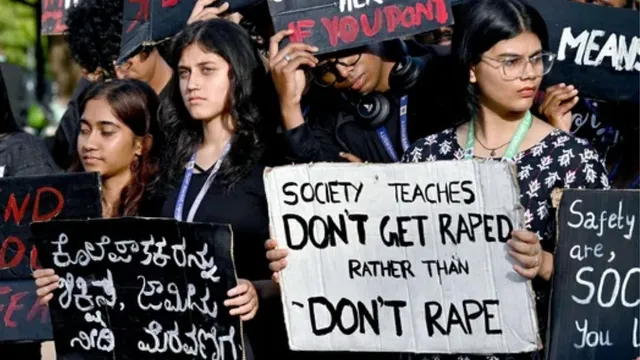 kolkata-rape-murder-tmc-vs-bjp-over-police-cover-up-bribery-charges-parents-claim-forced-to-say