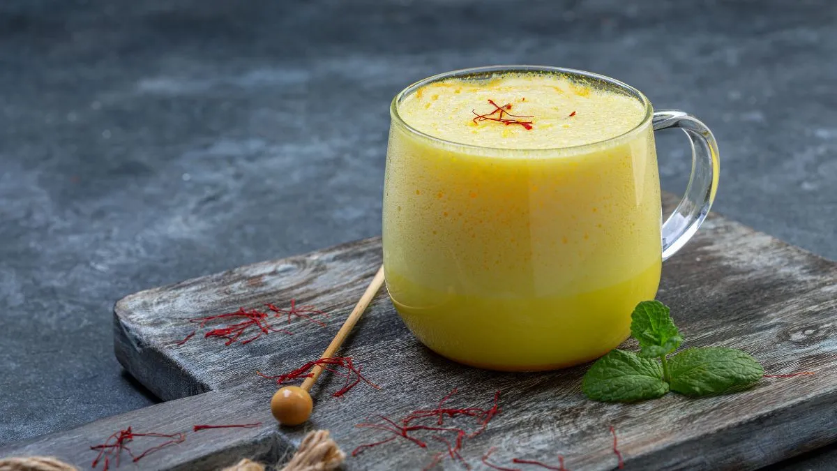 5-impressive-health-benefits-of-drinking-kesar-milk-everyday-weight-loss-to-cholesterol-control