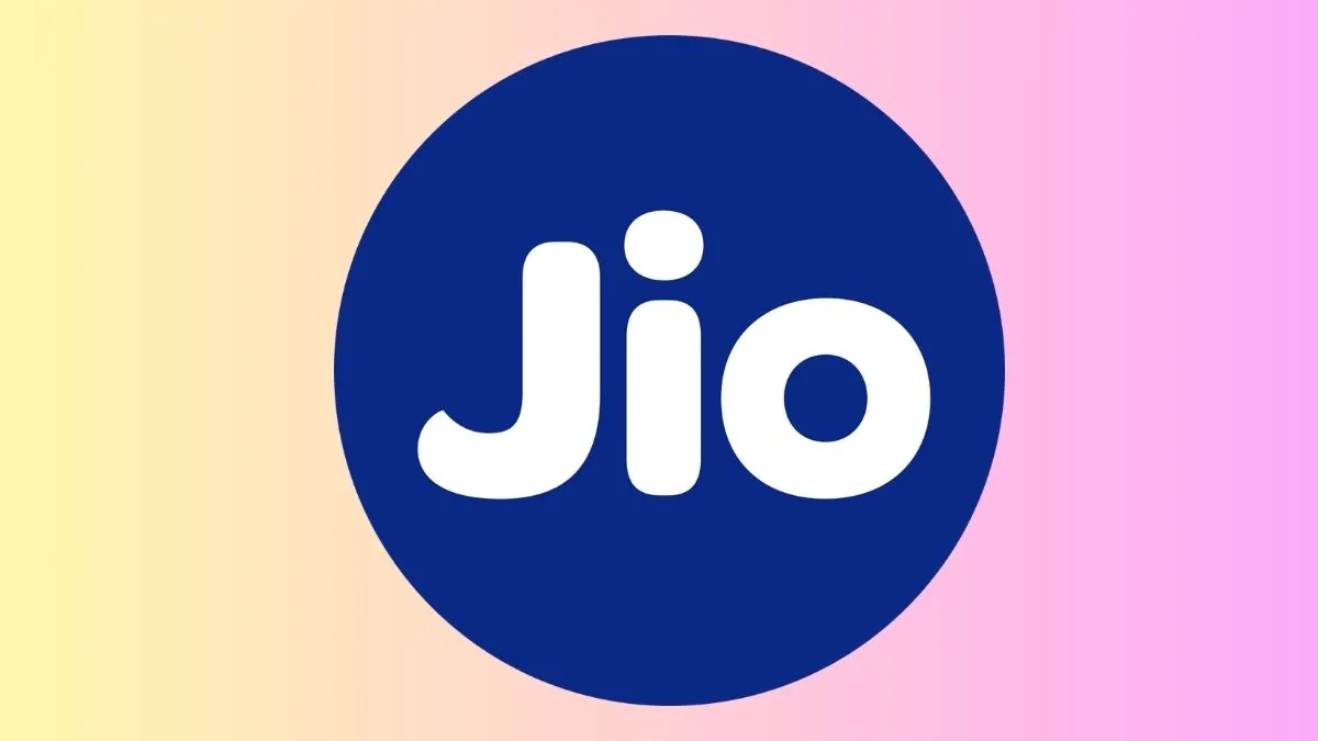 jio-down-jio-outage-airtel-down-outage-users-across-india-complains-about-disruptions-in-signals-and-internet-not-working-jio-down-latest-live-updates