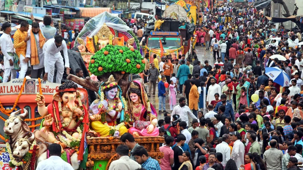 maharashtra-mosque-hosts-lord-ganesh-idol-for-44-years-fostering-hindu-muslim-unity