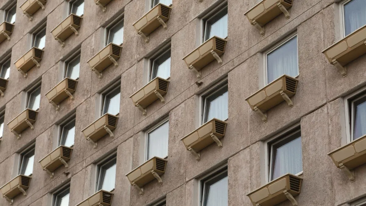 yeida-housing-scheme-greater-noida-flats-1239-flats-available-at-minimal-booking-price-details-inside
