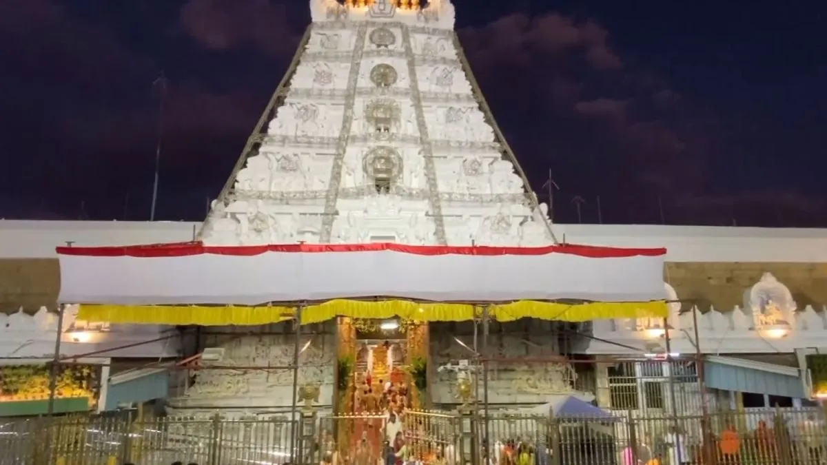 tirupati-laddu-row-ar-dairy-who-supplied-ghee-to-temple-denies-allegations-of-using-animal-fat-in-products