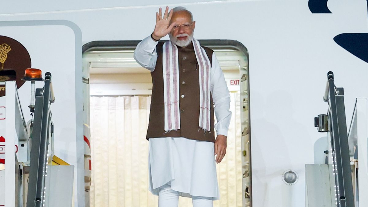 pm-modi-lands-in-philadelphia-for-threeday-us-visit-to-meet-us-president-biden-tonight-full-schedule