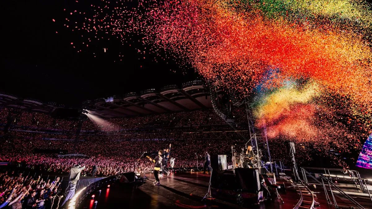 coldplay-concert-mumbai-bookmyshow-tickets-hotel-prices-near-dy-patil-stadium-navi-mumbai