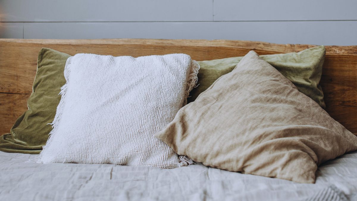 things-to-keep-under-pillow-for-bad-dreams