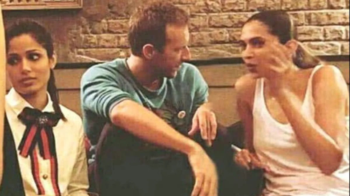 ahead-of-coldplay-india-tour-2025-chris-martin-and-deepika-padukone-photo-from-srk-2016-party-takes-internet-by-storm