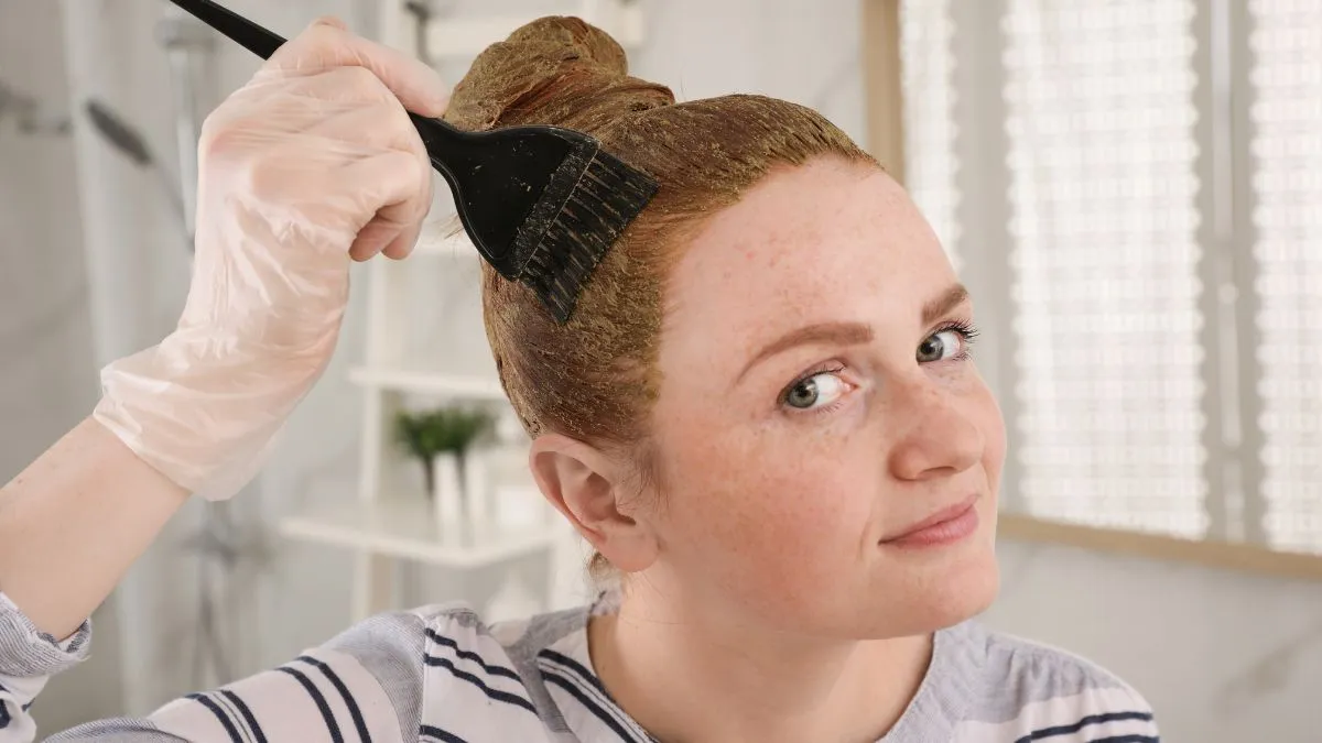 4-simple-diy-henna-masks-to-achieve-long-and-black-hair-at-home